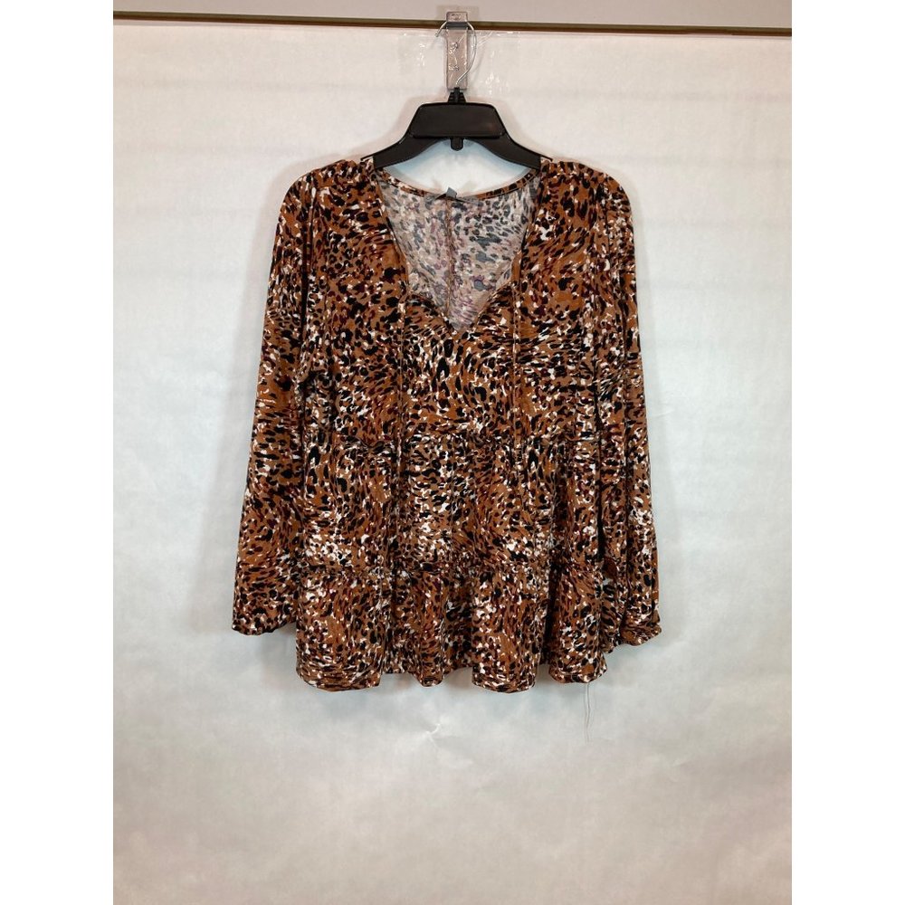 Women's Animal Print large Fashion Top - Stylish & Versatile Shirt for Casual or